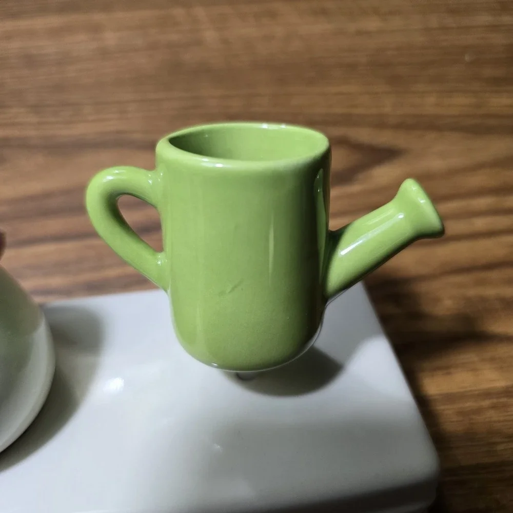 Nora‎ Fleming mini retired green watering can a155 NF mark